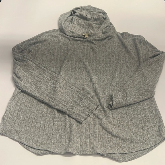 Kori Tops - Kori hoodie lightweight gray sweatshirt size large